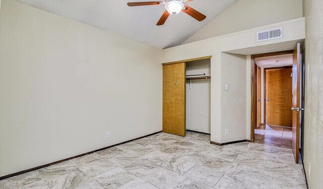 Building Photo - 1460 Sierra De Oro Drive