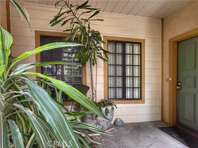 Foto del edificio - 16211 Downey Ave