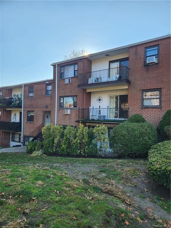 Primary Photo - 26 Fieldstone Dr