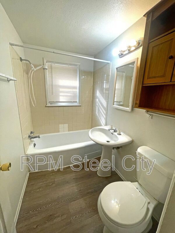 Foto del edificio - 1514 Bonforte Blvd