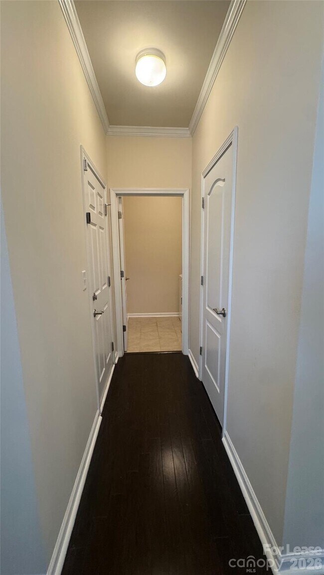 Foto del edificio - 504 Twelve Oaks Ln