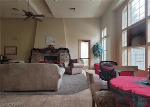 Building Photo - 5855 Valley Dr
