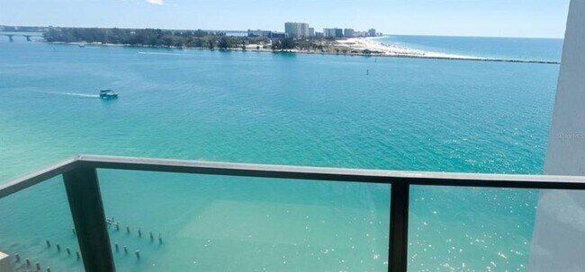 Foto del edificio - 450 S Gulfview Blvd