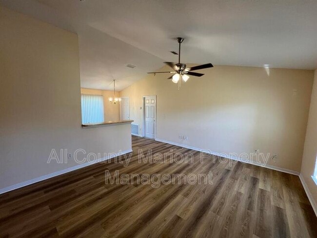Building Photo - 520 Marion Oaks Ln