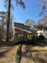 Building Photo - 345 Whetherbine Way E