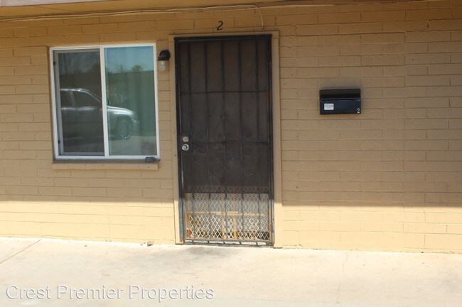 Building Photo - 1735 E Sheridan St