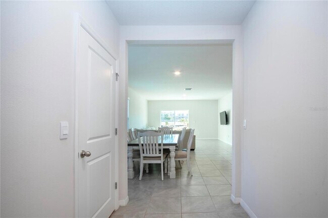 Foto del edificio - 3513 Hilltop Cir