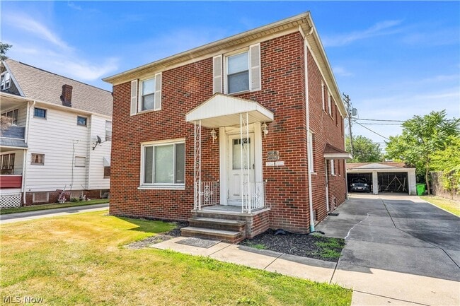 Building Photo - 10008 Edgepark Dr