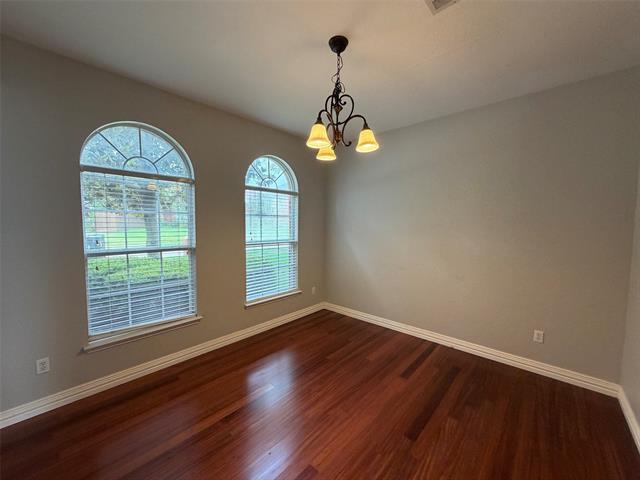 Foto del edificio - 1609 Simsbury Dr