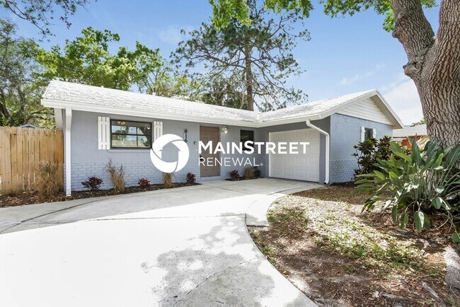 Building Photo - 3 Bedroom Pet-Friendly Home in Bradenton, FL with Main Street Renewal