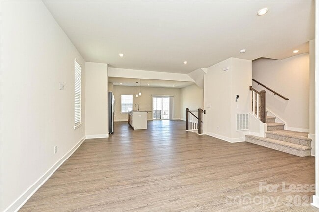 Building Photo - 7637 Griffins Gate Dr SW