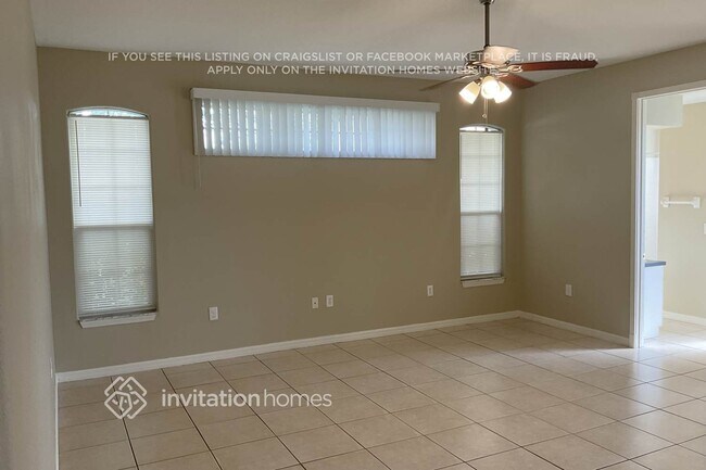 Foto del edificio - 6351 Rock Creek Cir
