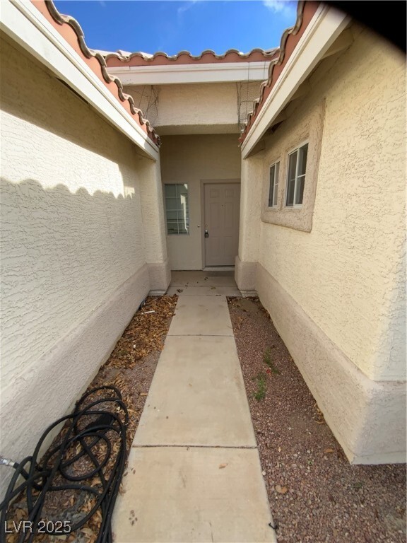 Building Photo - 1153 Elam St
