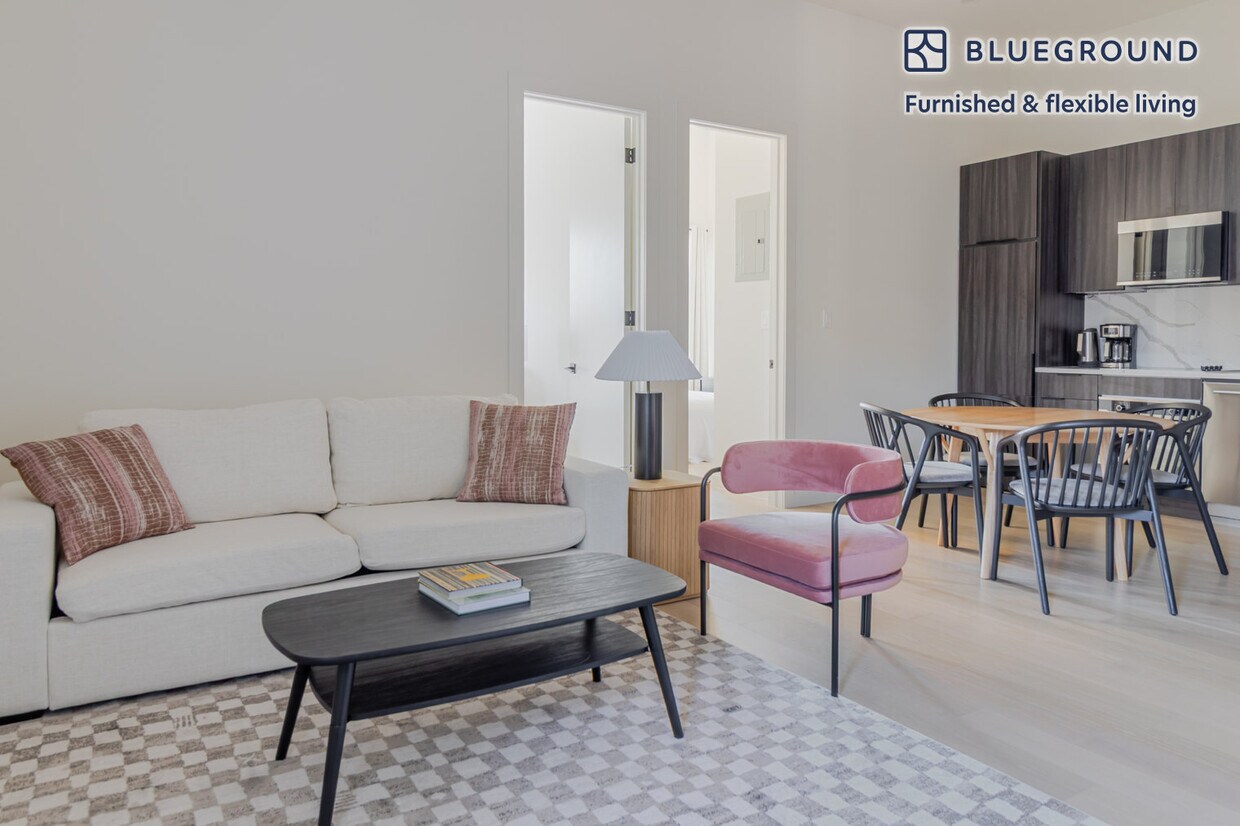 Foto principal - 131 Greenpoint Ave
