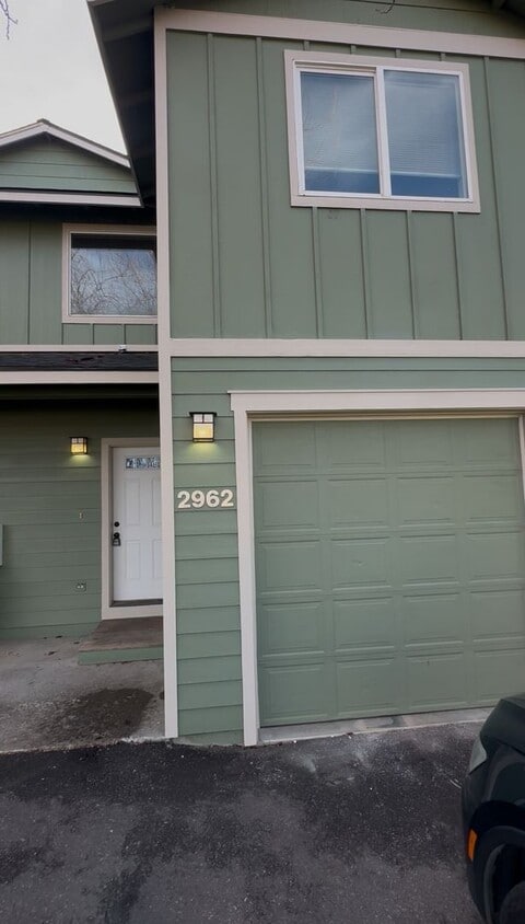 Primary Photo - Juniper Ave 4-Plex (Juniper Prop.) - 02900-JUNI-00