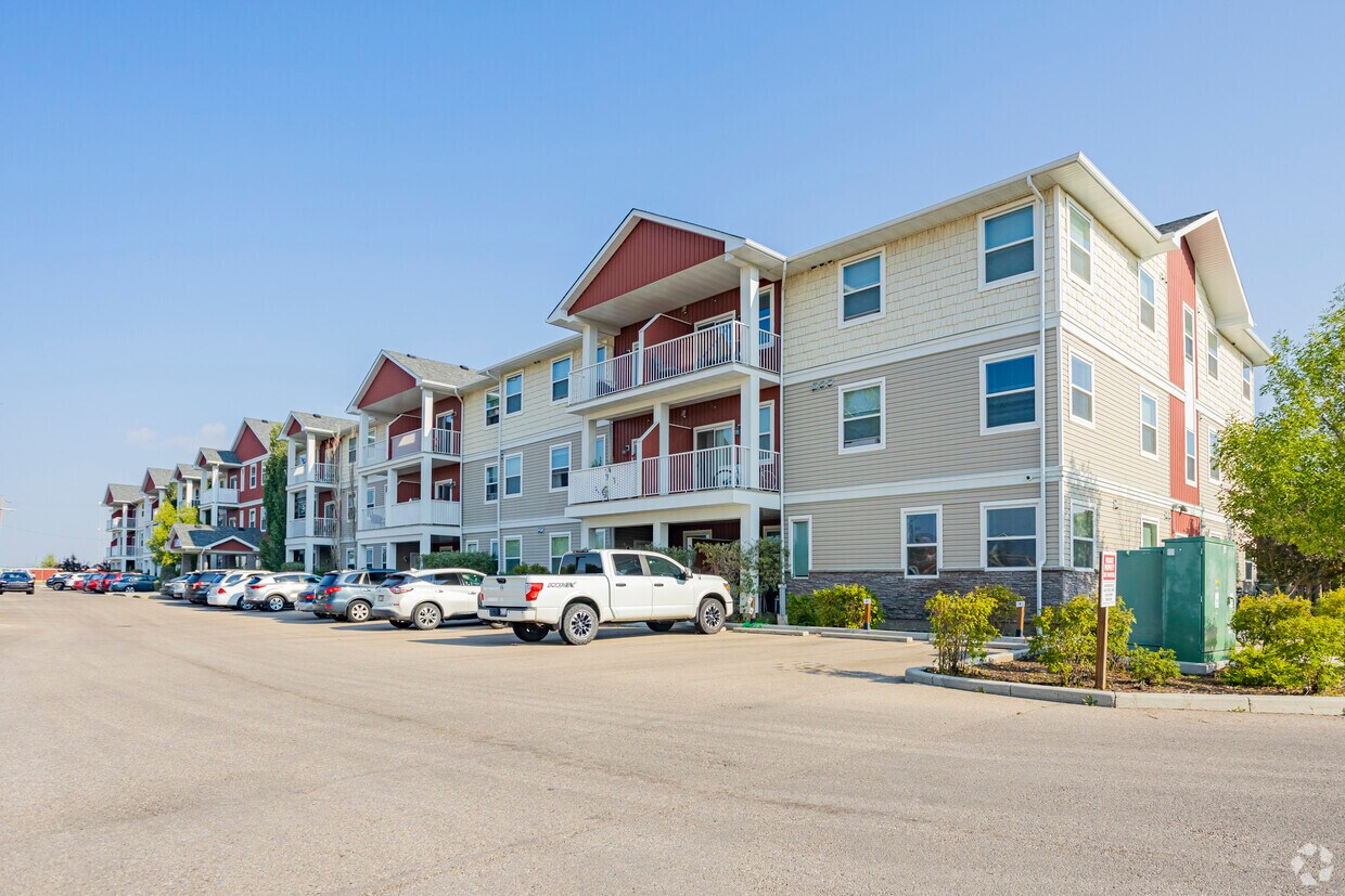 Primary Photo - Coal Trail Residences