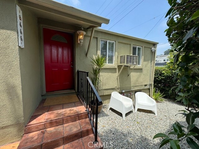 Primary Photo - 2409 Hyperion Ave