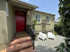 Building Photo - 2409 Hyperion Ave
