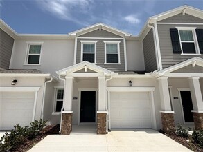 Building Photo - 2563 Skyline Lp