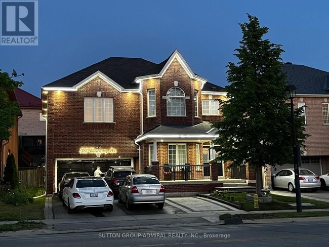 Building Photo - 328 Woodspring Ave
