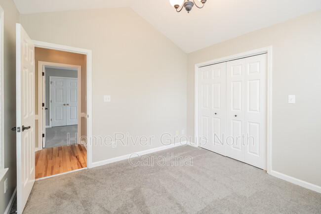 Building Photo - 1114 Bridgewater Dr