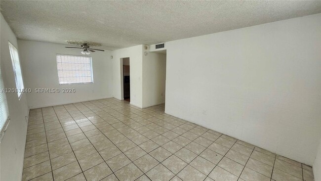 Building Photo - 15813 NW 38th Pl