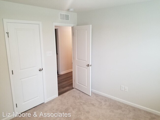 Building Photo - 3 br, 2 bath House - 227 Mildred Drive