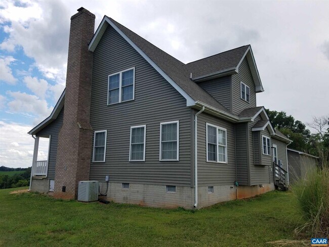 Building Photo - 2803 Shelby Rd