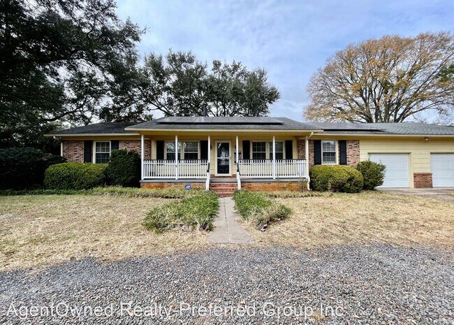 Building Photo - 4 br, 2.5 bath House - 1632 Rifle Range Road