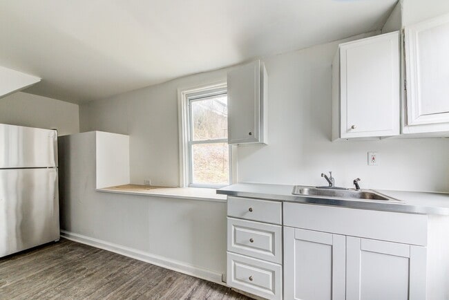 Photo - 1840 St Patrick St Apartment