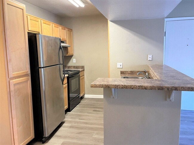 Building Photo - 2938 N 61st Pl