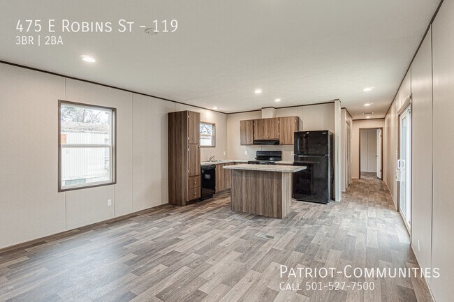 Foto del edificio - 475 E Robins St