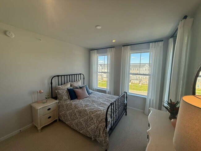 Foto del edificio - 9221 Magellan Pkwy