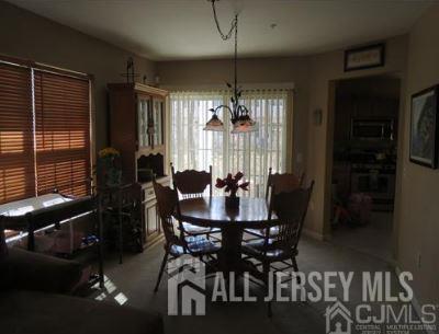 Foto del edificio - 1056 Morning Glory Dr