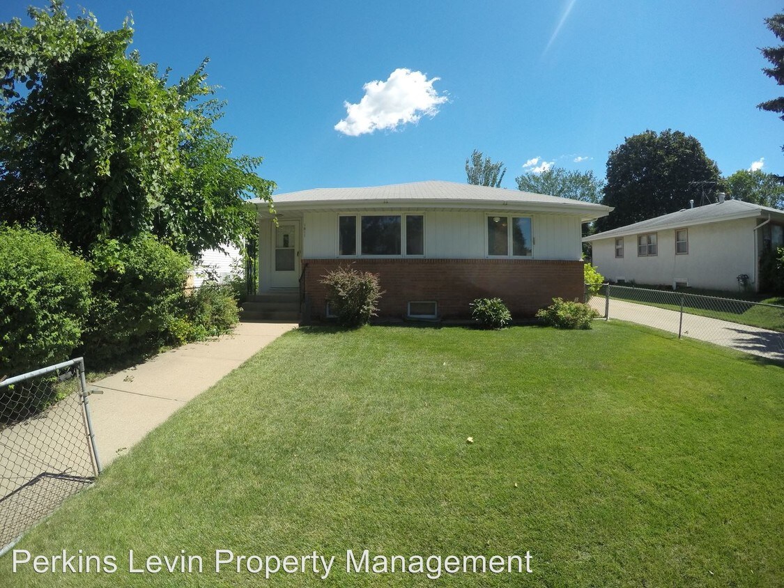 1011 NE Main St NE, Minneapolis, MN 55413 House Rental in Minneapolis