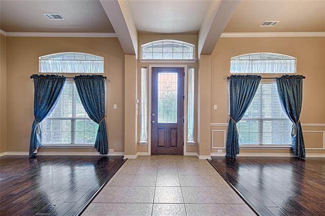 Foto del edificio - 1017 Regal Bluff Ln
