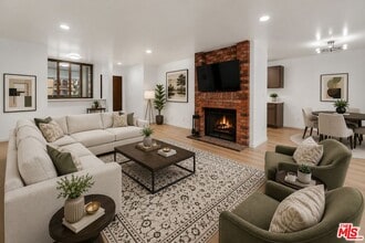 Building Photo - 406 N Oakhurst Dr