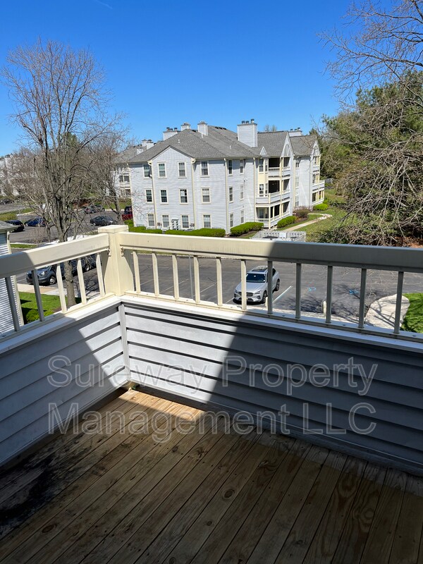 Building Photo - 119 Commonwealth Ct