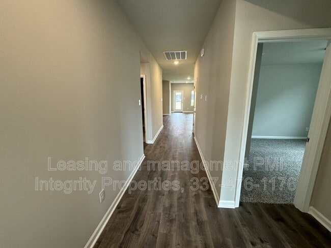 Building Photo - 121 Romain Picard Dr