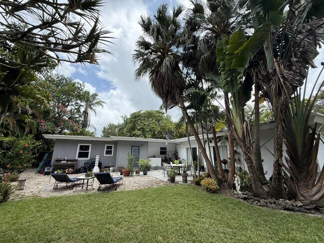 Foto del edificio - 5967 SW 58th Terrace
