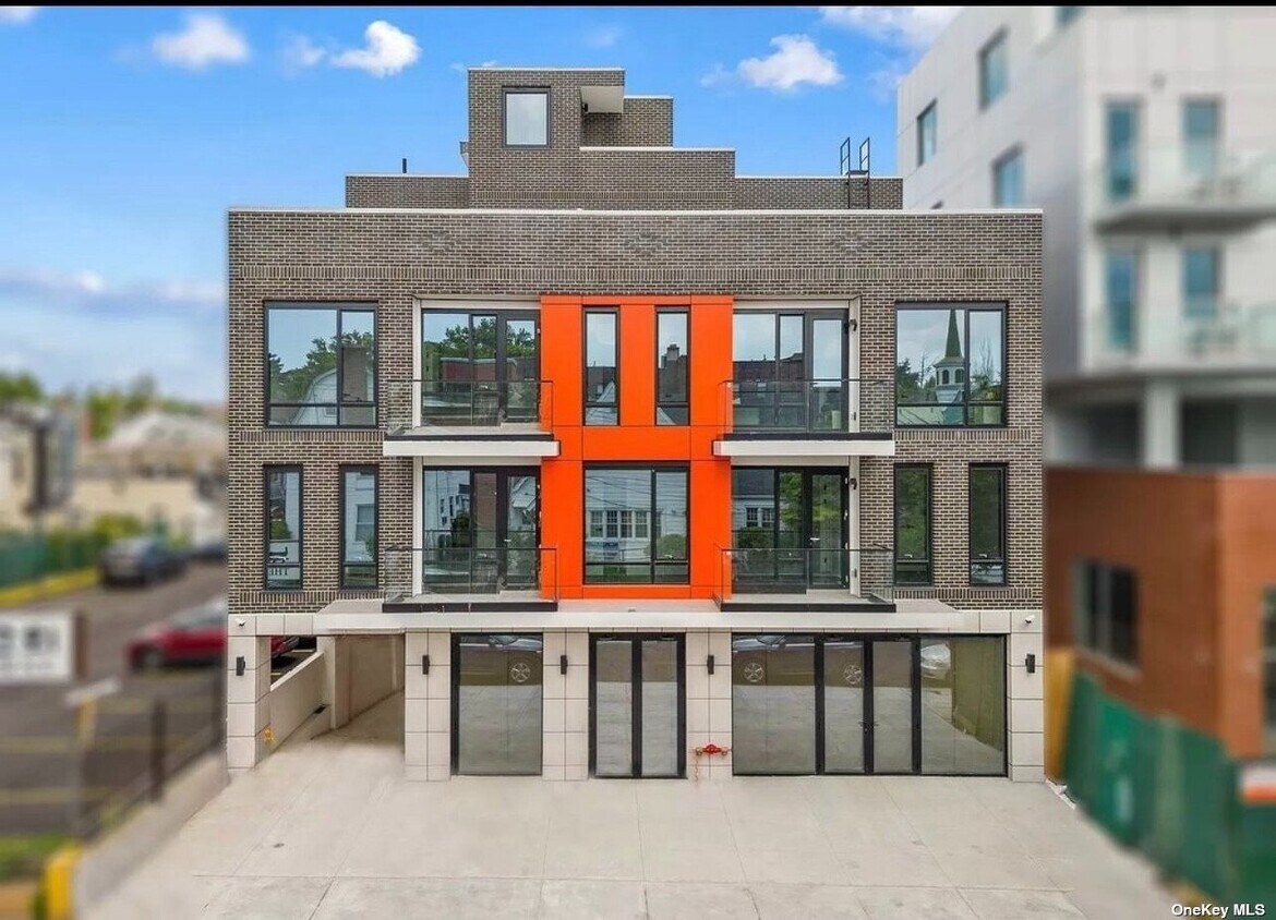 Foto principal - 150-15 Barclay Ave