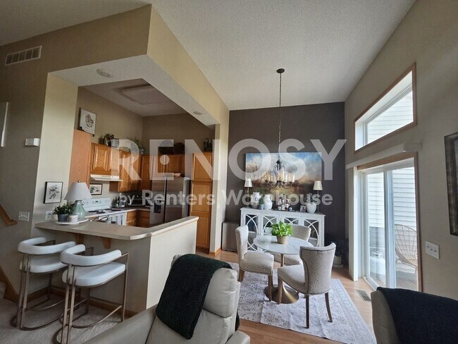 Foto del edificio - 16496 Timber Crest Dr SE