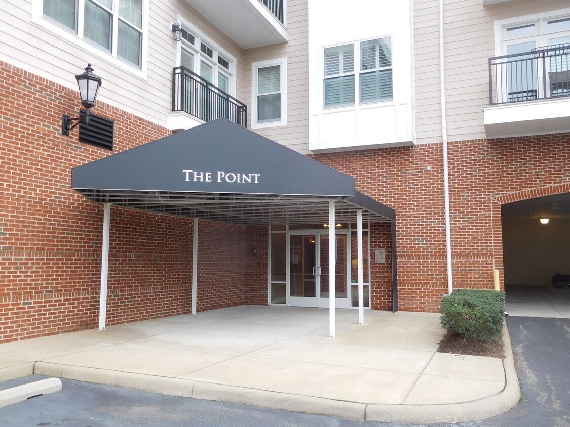 4th Floor Condo in City Center Condo for Rent in Newport News, VA