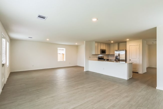 Foto del edificio - 28826 Texas Sparrow Ln