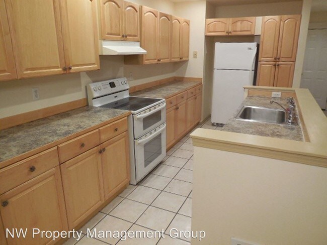 Foto del edificio - 8113 S Lake Ketchum Rd