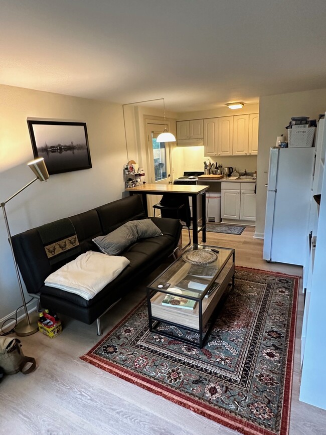 Foto del edificio - 7 Hedgerow Ln