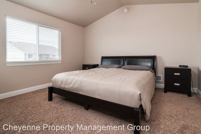 Building Photo - 3 br, 2 bath House - 3536 Gunsmoke Road