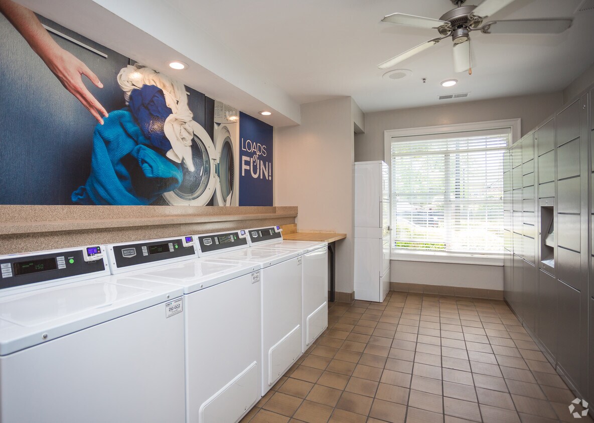 Photo - Evergreen Lenox Park Apartments