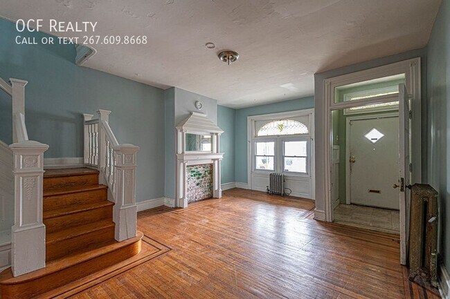 Building Photo - Four Bedroom in West Philly