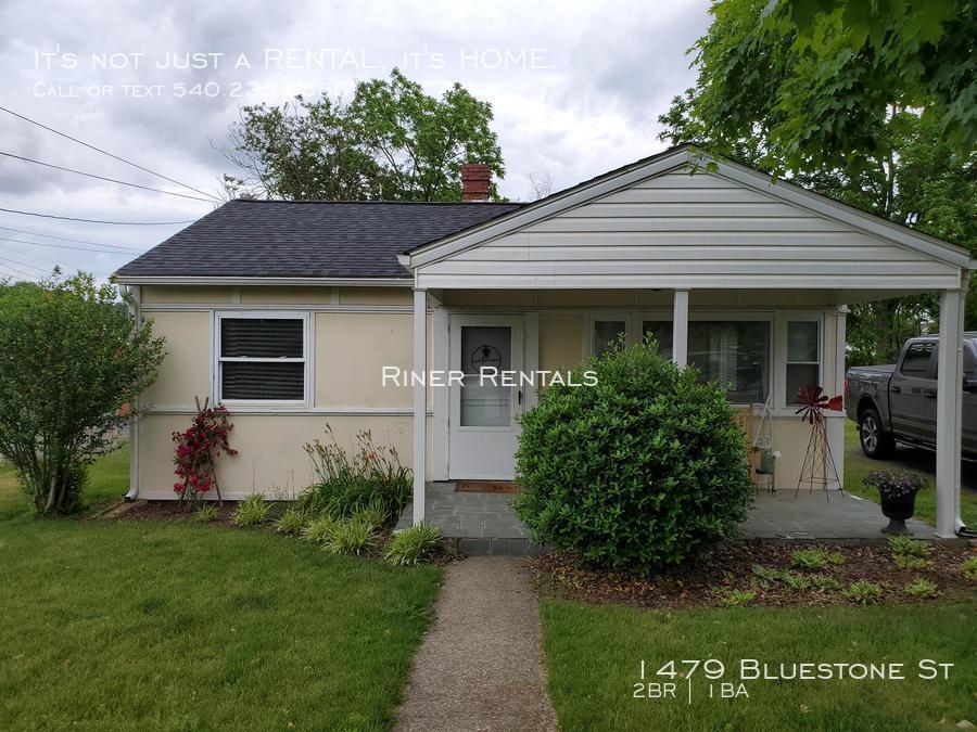 Primary Photo - 1479 Bluestone St